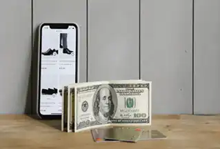 Digital Gift Cards vs Cash: Which Do People Prefer?